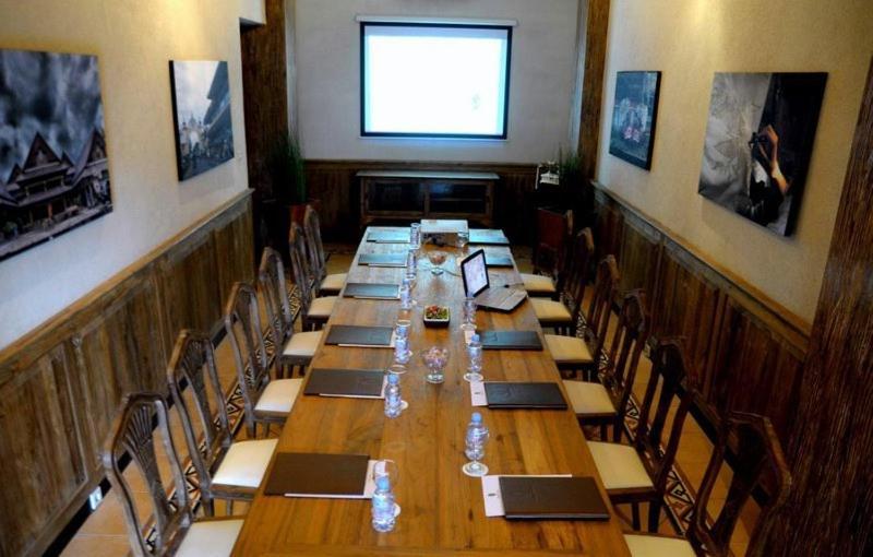 Omah Sinten Heritage & Resto