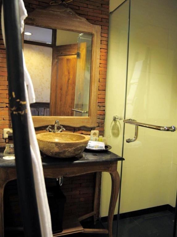 Hotel Omah Sinten Heritage & Resto