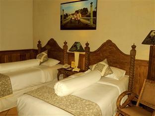 Omah Sinten Heritage & Resto 2* Surakarta (Solo)