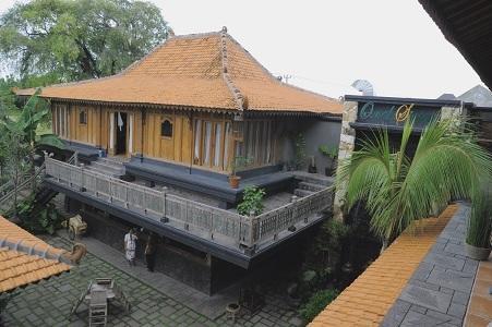 Omah Sinten Heritage & Resto 2*